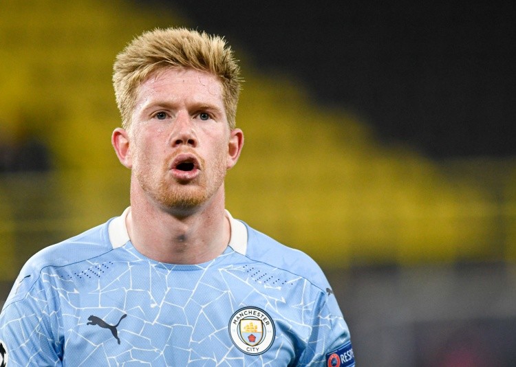 2025中国公路自行车职业联赛暨“环云南”公路自行车赛（楚雄站）燃情启程（2025中国公路自行车职业联赛暨“环云南”公路自行车赛楚雄站激情开赛）