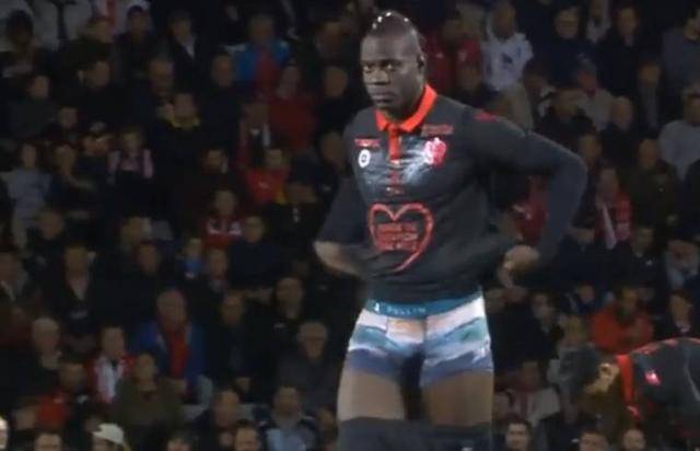 欧联3-4：42岁范佩西率荷甲第2遭罗甲第9绝杀，95分钟丢球酿悲剧（欧联3-4：42岁范佩西率荷甲次席队补时95分钟失守，遭罗甲第9绝杀）