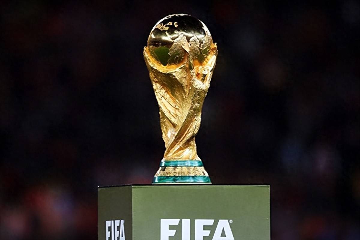 李毅祝福邵佳一：希望大家能多给本土教练一些宽容和时间（李毅为邵佳一送上祝福：呼吁给本土教练更多宽容与时间）